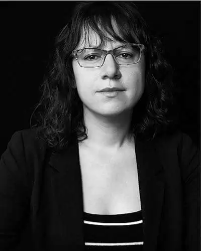 Joanna Arnow